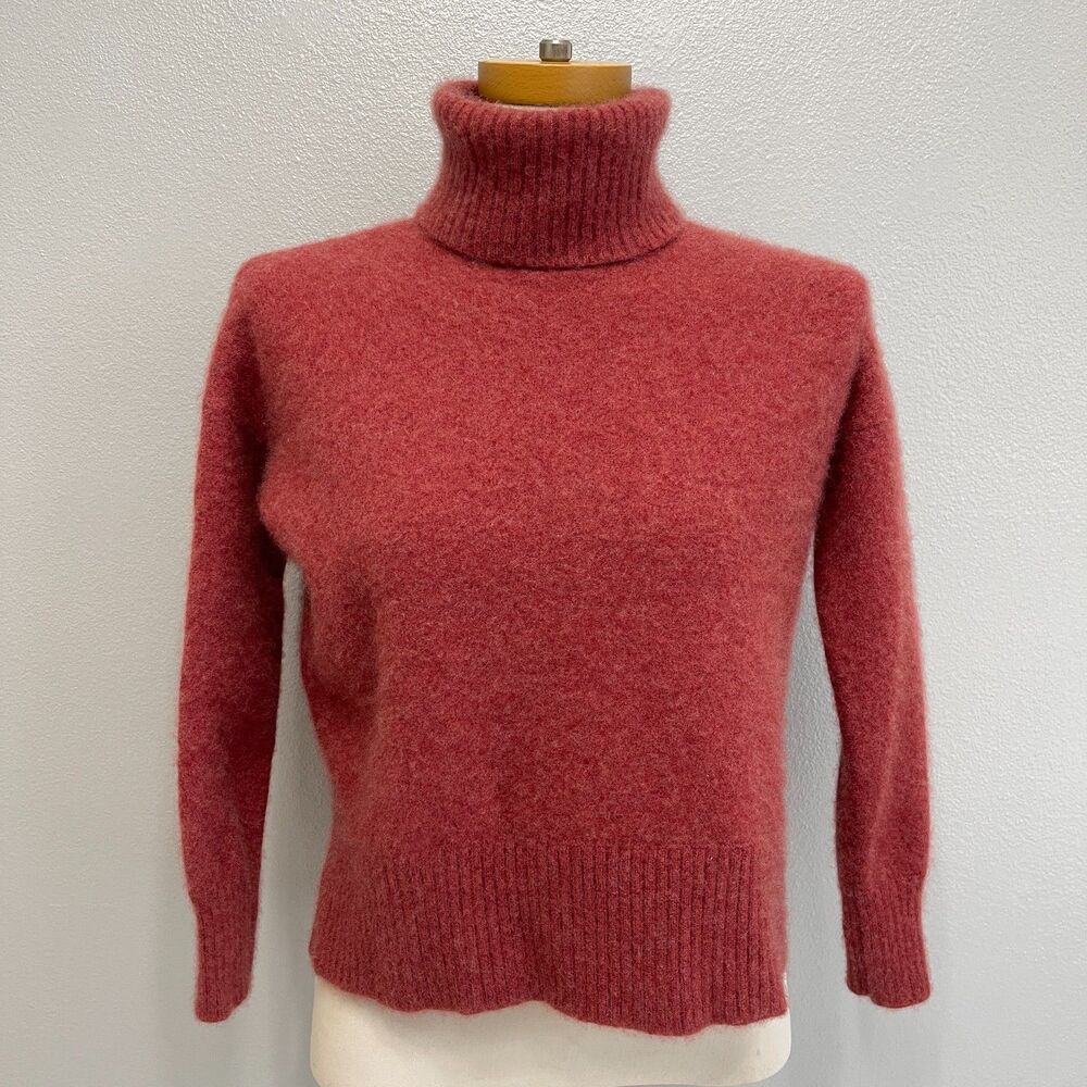 T. Tahari Turtleneck Sweater Medium Faded Red 100% Cashmere‎